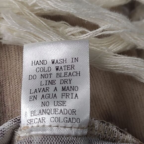 entro sz S fringed southwestern motif pullover top - Picture 9 of 9